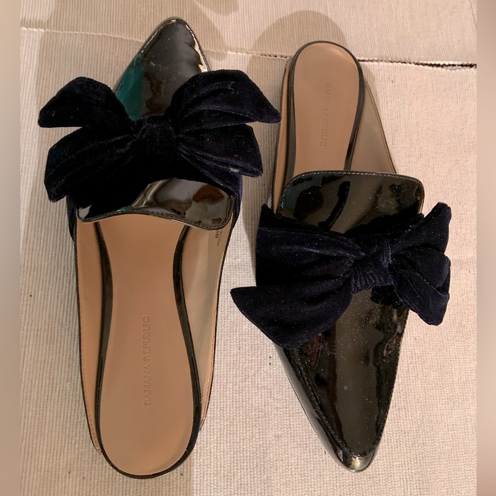 Banana Republic Slides